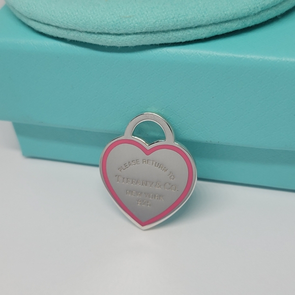 Tiffany & Co. Heart Tag Charm - Picture 13 of 13